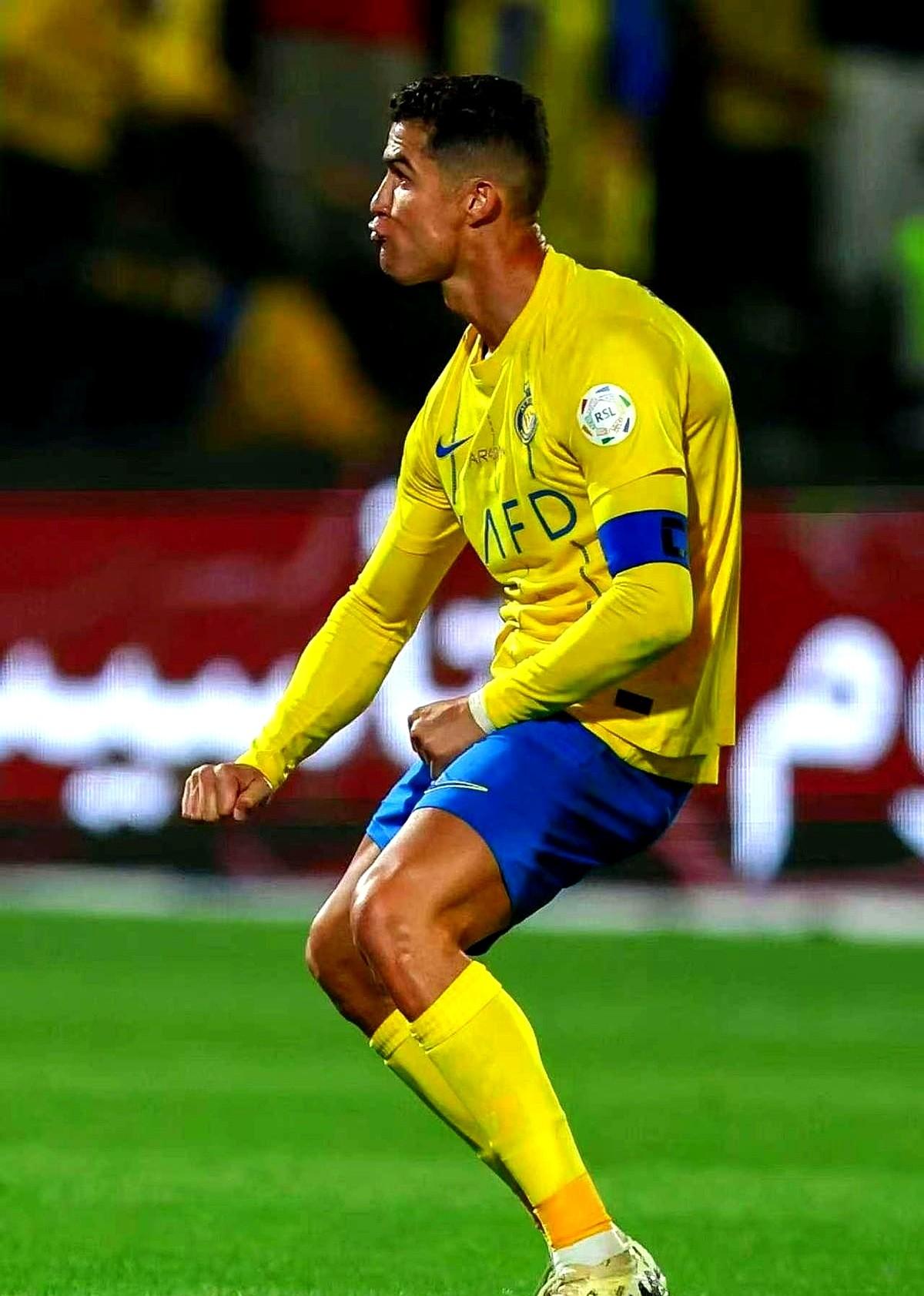 C罗在沙特被“冷落”？这事儿没那么简单。一些粉丝博主发视频说，C罗在利雅得胜