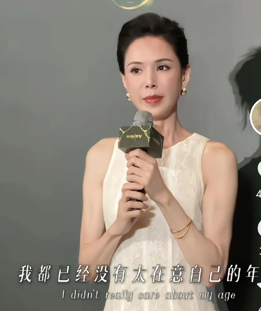 我问我学医的闺蜜：为什么李若彤60岁了，还这么年轻？我闺蜜说了一句话让我醍醐