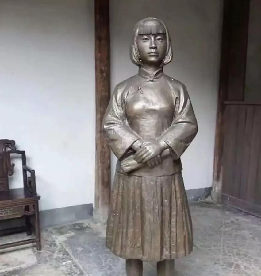 孙晓梅烈士​新四军敌后工作者，1942年护送干部时被捕，在南京雨花台被日军刺