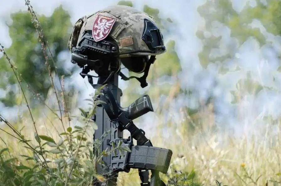 在乌克兰国防部情报总局的特种部队部署到波克罗夫斯克(红军城)之后,乌军总参谋部又