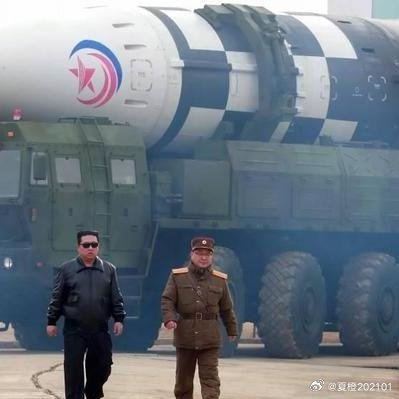 《五年间朝鲜凭什么先后掌握洲际导弹、高超音速、潜射与巡航导弹？揭秘技术突破路径，解析背后军工体系支撑