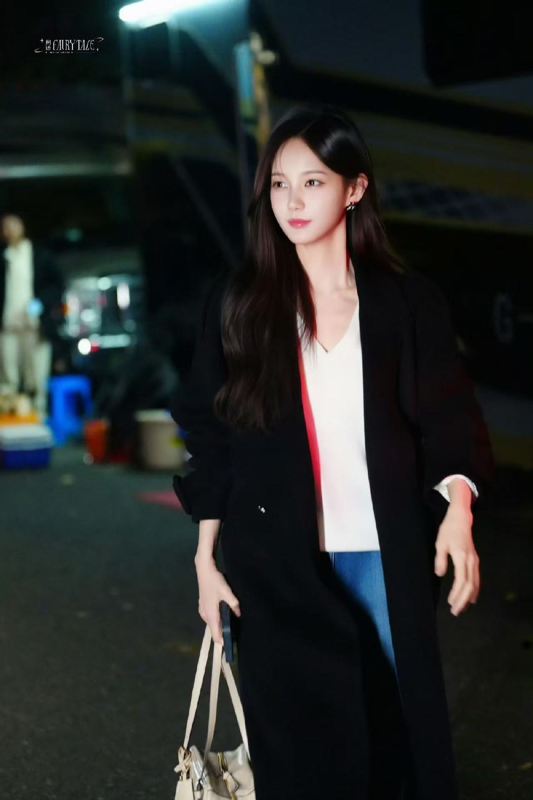 李一桐美人余路透美成啥了李一桐美成这样是合理的吗？！路透镜头在她面前自动切换成