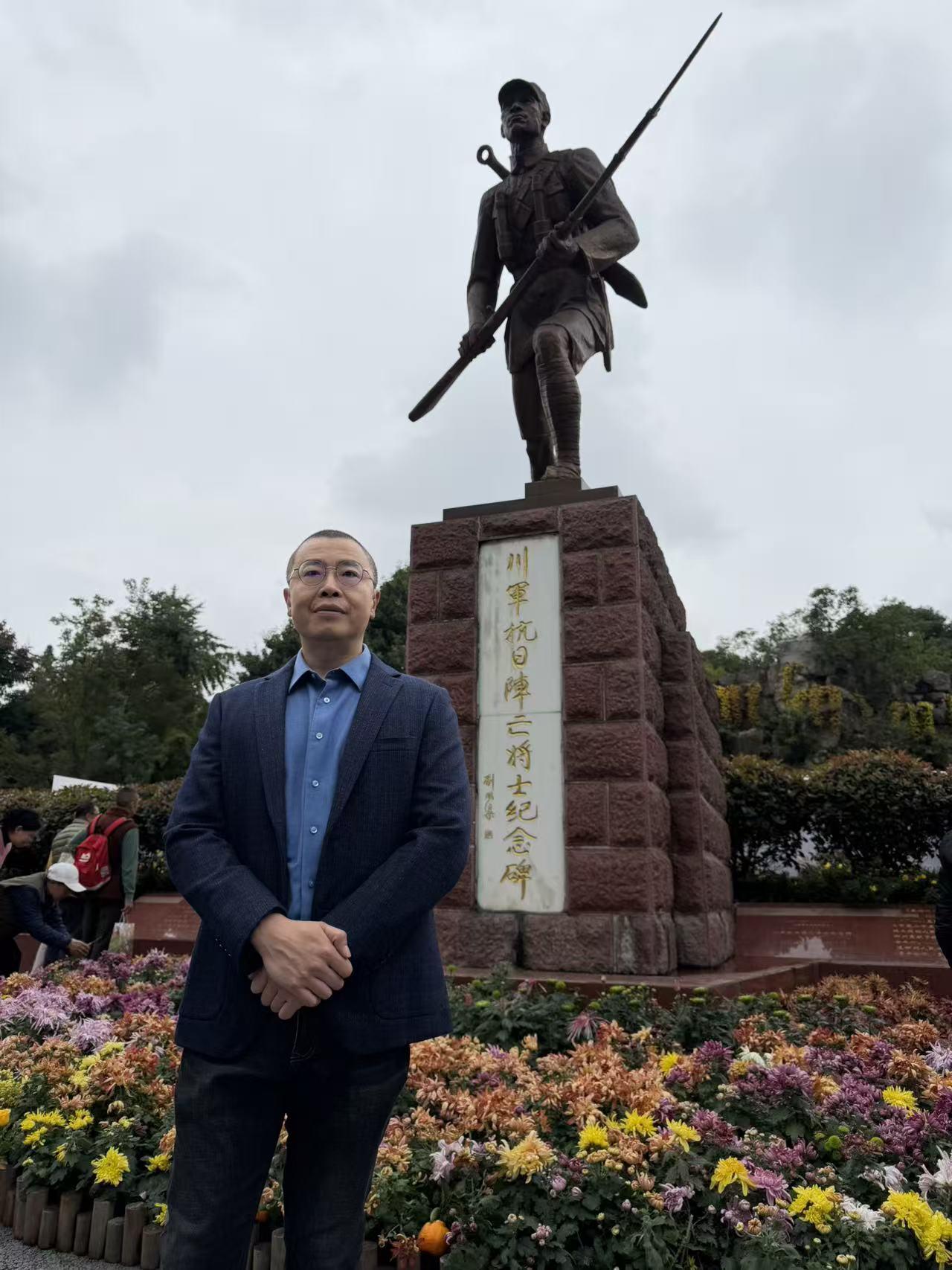 四川，真正的英雄之地！抗日战争爆发后，350多万川军毅然出蜀。他们穿着草鞋，扛