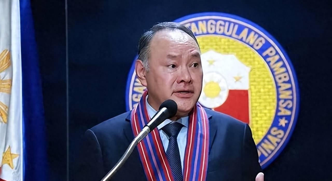 菲防长赵多洛急了！亲自驳斥其违反宪法，持有双重国籍的指控，赵多洛称马尼拉时报头