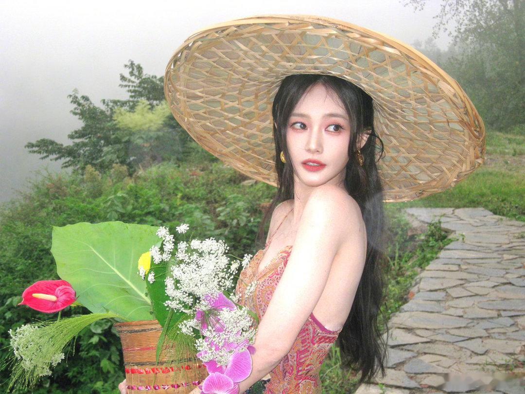 李一桐张家界宣传新剧古乐风华录李一桐张家界宣传新剧李一桐线下来到张家界助力剧宣！