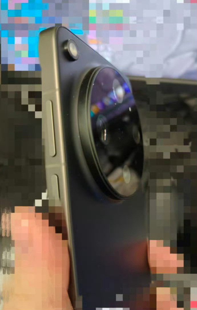 OPPOFindX9Ultra真机。200Mp主摄+50MP超广+200MP