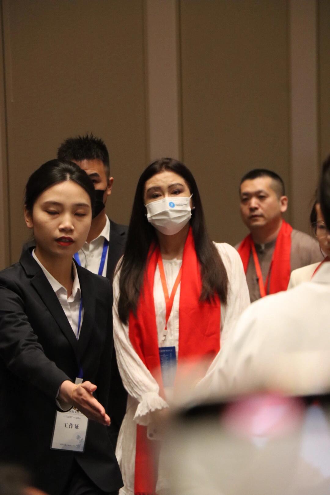 王祖贤连发丝都那么美丽​​​