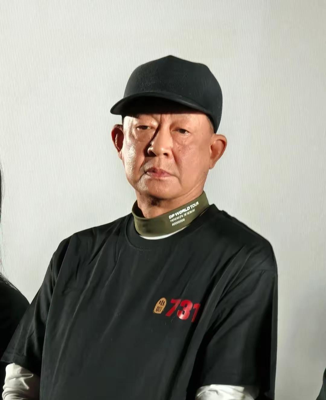 王志文怎么变成这样了呢？岁月不饶人啊！原来娱乐圈中的男神也老了，变成了小老头啦