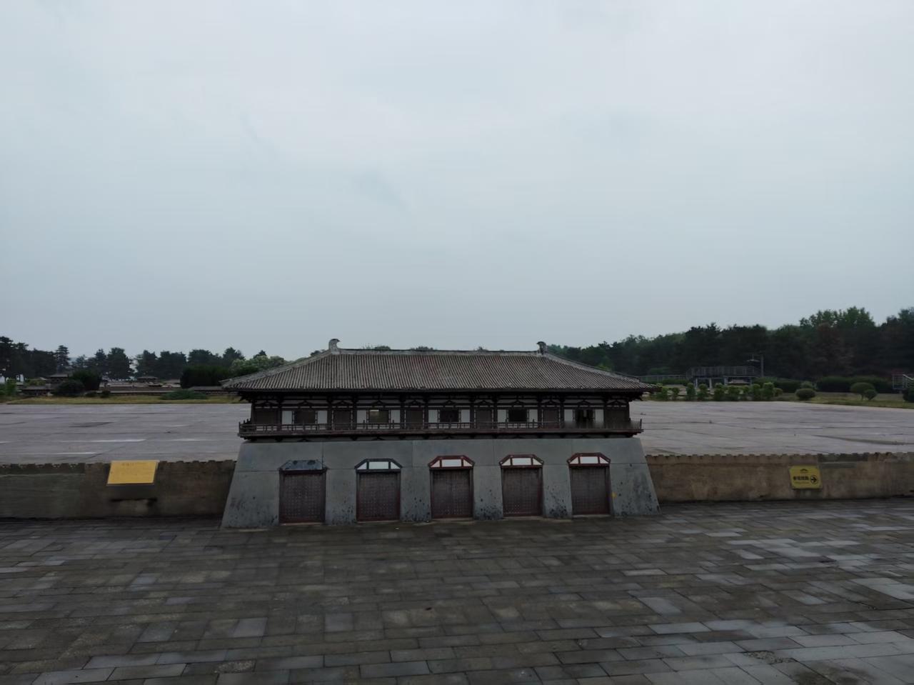 为什么安史之乱之后唐朝就陷入藩镇割据的局面？因为安史之乱开始大唐连续出现了三代窝