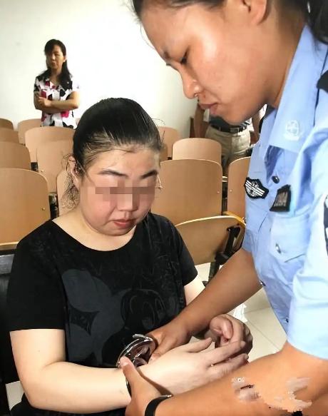 辽宁桓仁县,2016年,女子借了男子的13万元,到了还款的时候却耍赖不还,男子无