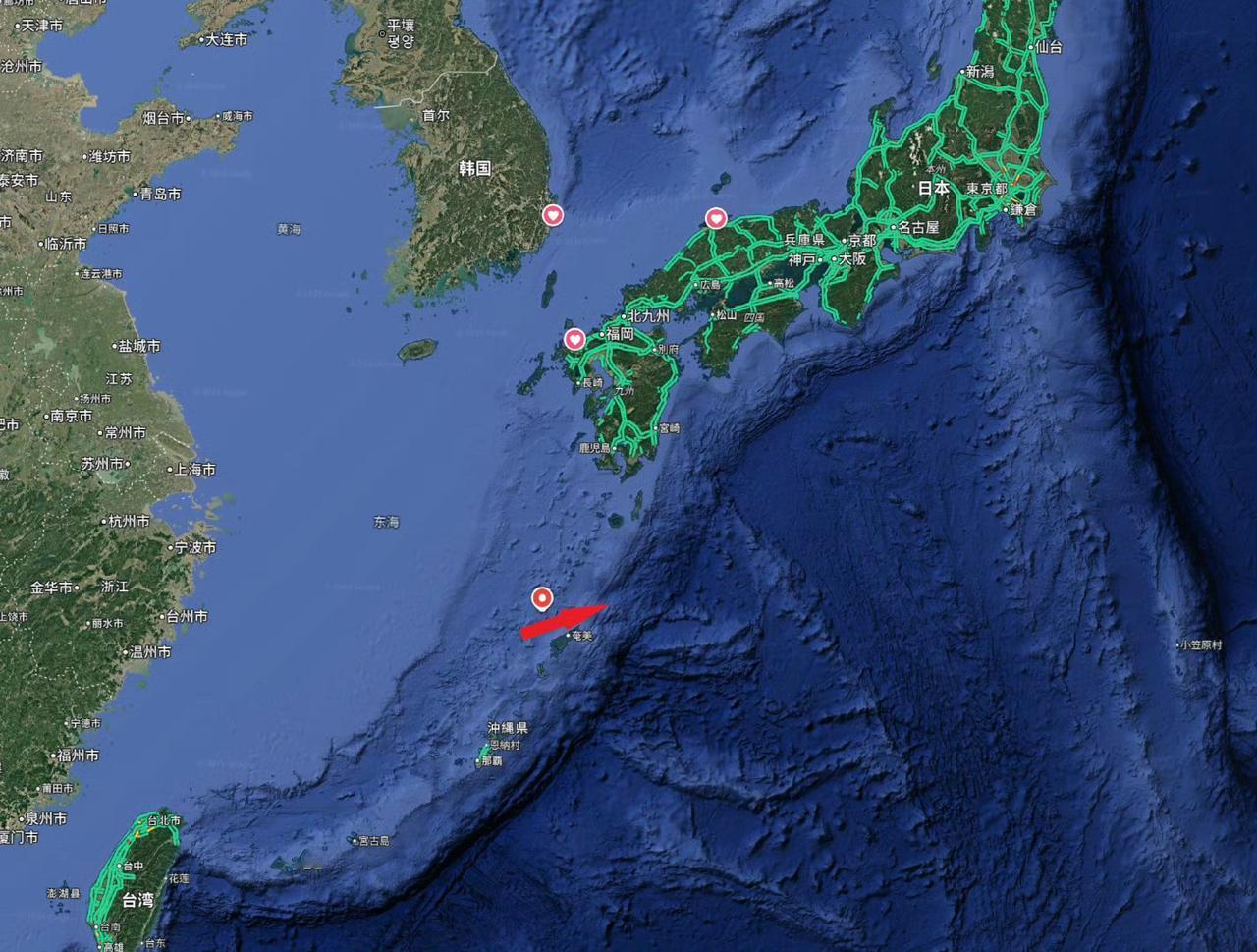 东部战区4月19日披露，由052D型驱逐舰“包头”舰（133）领衔的编队，悄然穿