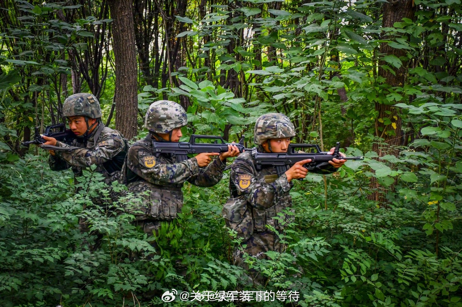 关于绿军装下的等待【练！练！练！武警官兵野外训练现场画面】近日，武警天津总队