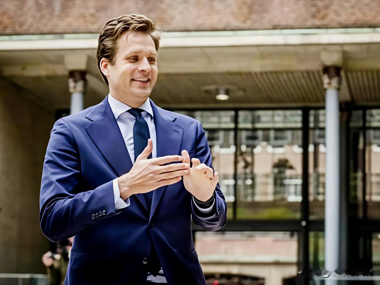 中方或向荷兰索赔80亿美元，安世总部开始暗渡陈仓，这一招彻底激怒北京！最近