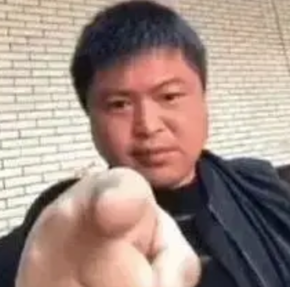 上有政策，下有对策。最高院不是发文用人单位必须为职工交社保吗？之前人家那些用人单