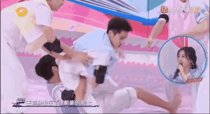 王鹤棣是真有点儿精神在身上的其他人不舒服能说吗