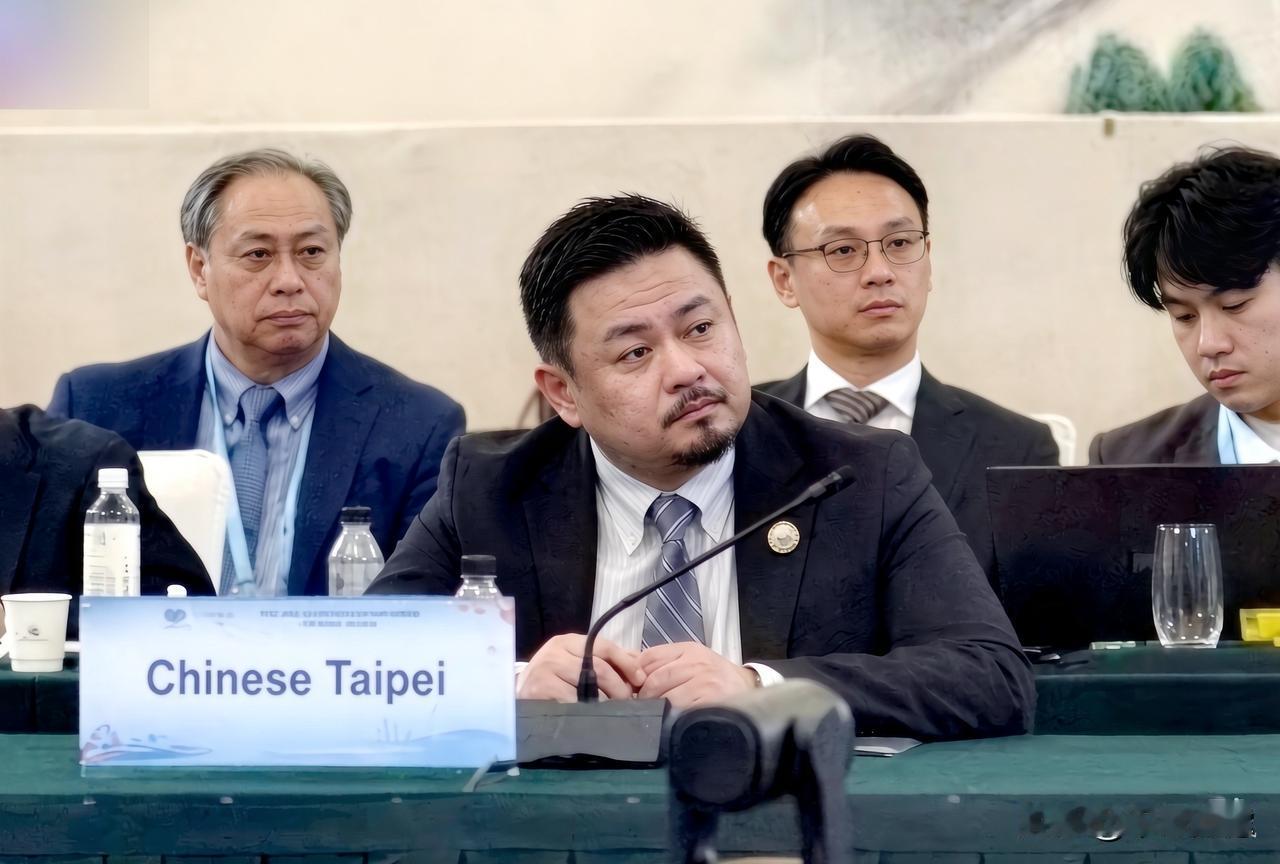 看见这个场景，民进党当局及其侧翼青鸟还要出征吗？“ChineseTaipei