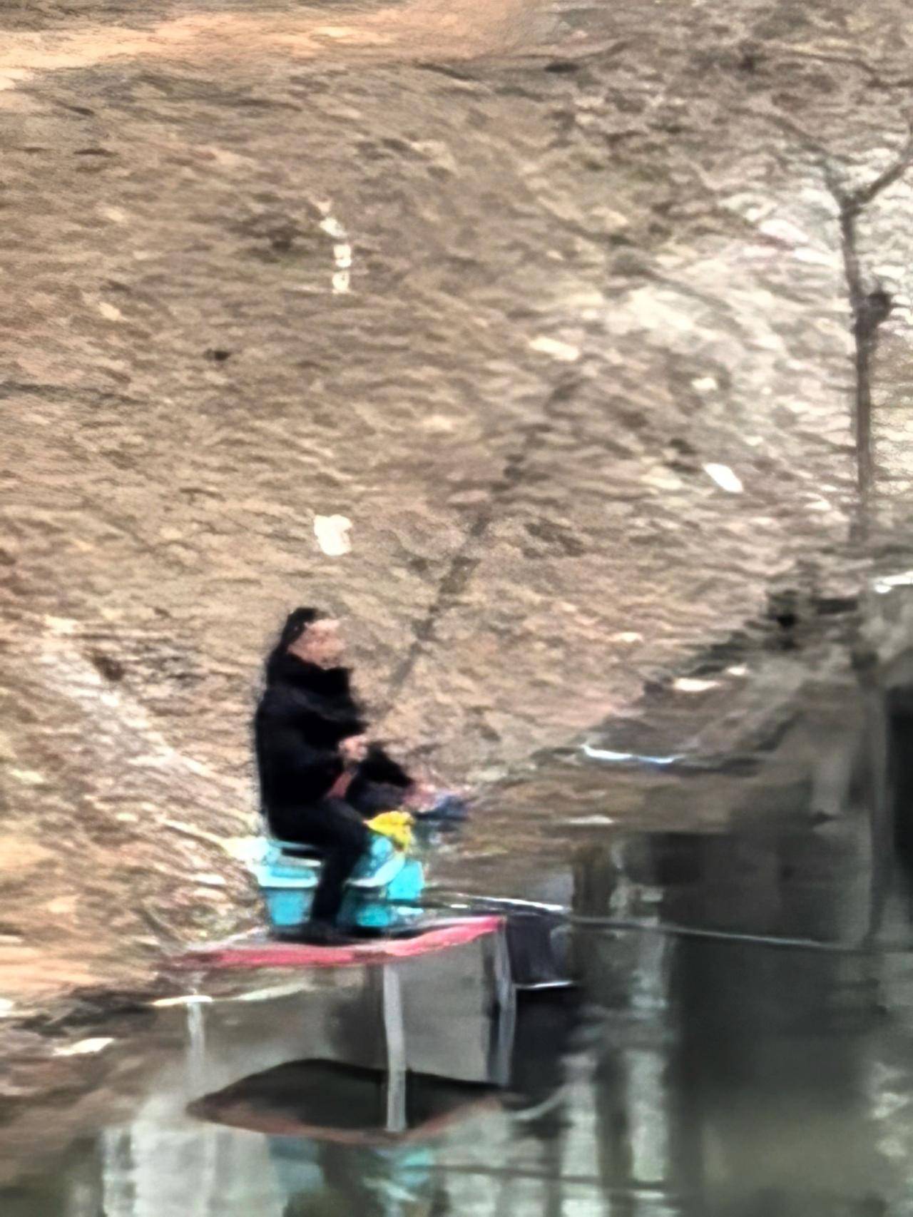 春钓钓鱼乐趣钓鱼爱好者钓鱼装备钓鱼技巧分享