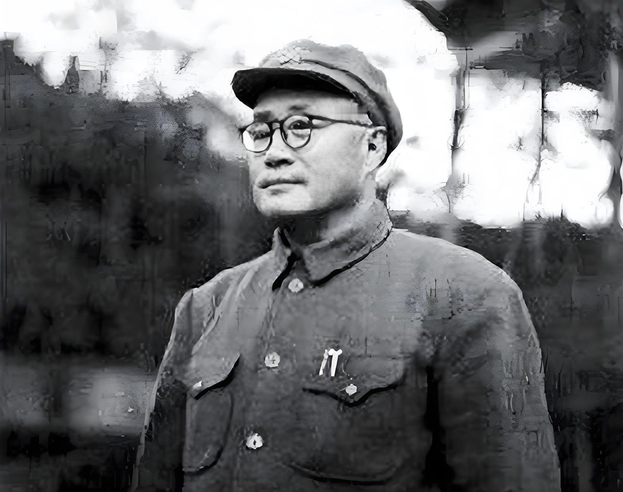 毛主席为啥从来没批评过刘伯承？不是因为他没犯过错，而是实在不忍心！咱翻翻军史