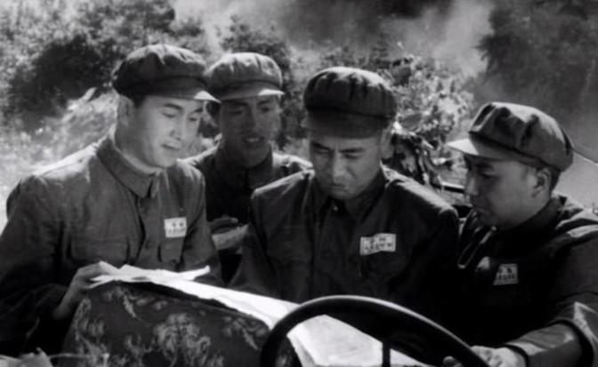 1971年秋，第38军335团1营3连的1位退伍战士赶去七台河红旗大队，用黄豆换