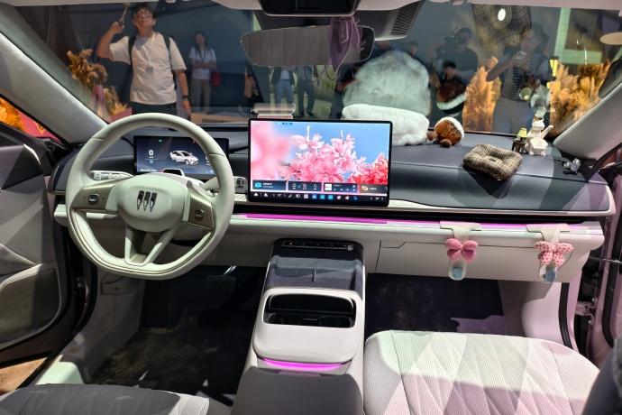 别克至境L7纯电版杀到16.99万：合资终于肯把“体面”打折卖了8月5号别克至