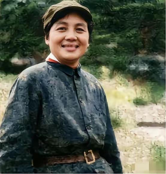 字字痛心！元帅追悼会当众痛哭：她是被冤枉的，一代女将含冤落幕1979年北京