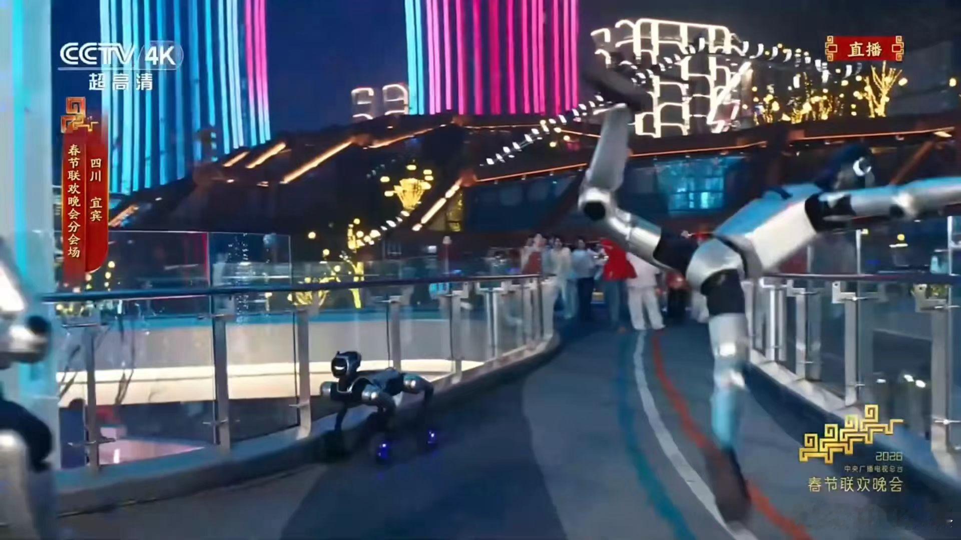 四川百只大熊猫机器人共舞名场面春晚四川分会场那只大熊猫机器人简直萌化了！远看是真