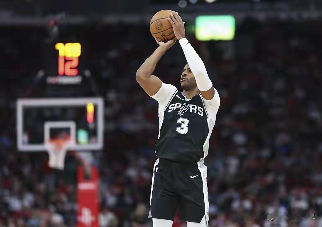 前NBA球星保罗真是太了解马刺主帅米奇了！最近保罗在参加的一个节目中，聊到了马刺