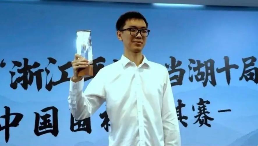 喜事多多~慢老四创纪录进入2026年，99后许嘉阳九段状态神勇，迎来了爆发