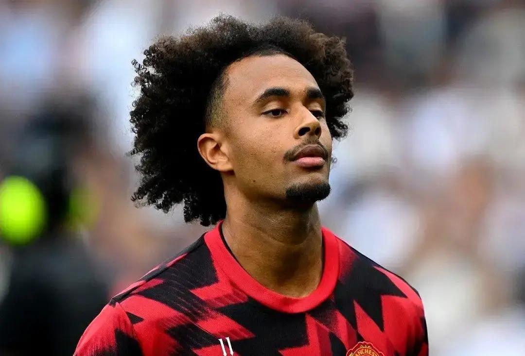 齐尔克泽的转会，罗马总监阿莫林终于松口了。曼联锋线缺人缺到挠头，滕哈格急着