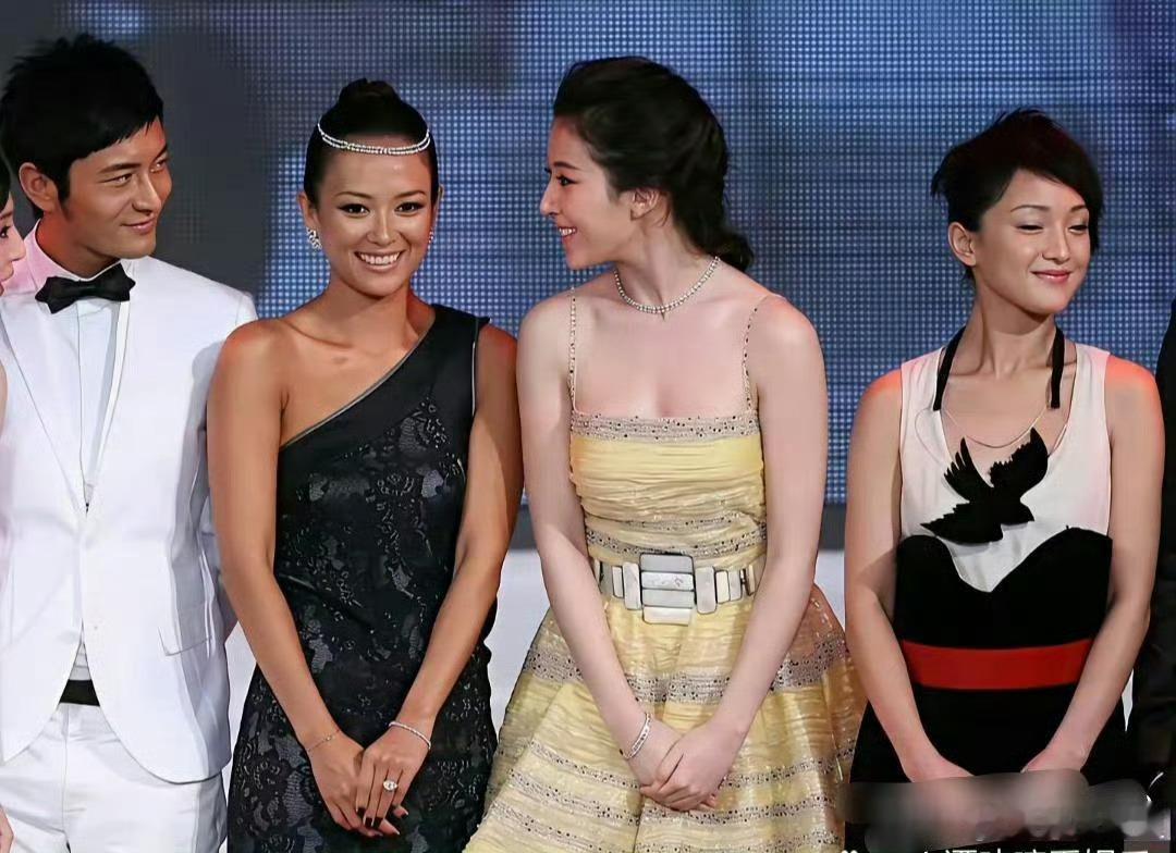 估计章子怡最不想看到的就是这张照片！