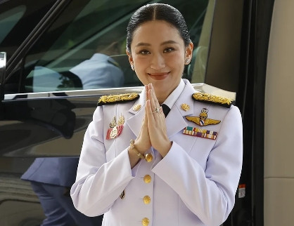 万万没想到泰国政坛刚刚传来惊人消息惊爆！泰国政坛上演"过山车"！当地时间7