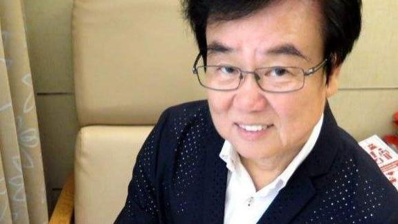 港台 喜劇鬼才 黃百鳴 周星馳曾親自上門被拒 現73歲盡享天倫 陸劇吧