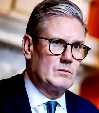 伊朗对全世界放话，谁要敢顶风作案，那么下场就跟英国一样。 原来就在近期，英国