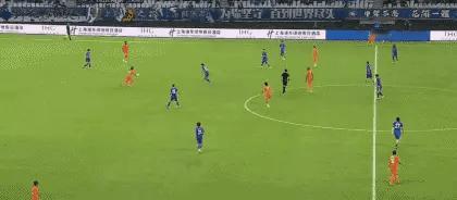 命运有时偏爱开玩笑。U20亚洲杯上罚失的点球，加上反复的伤病，让刘诚宇接连错过了