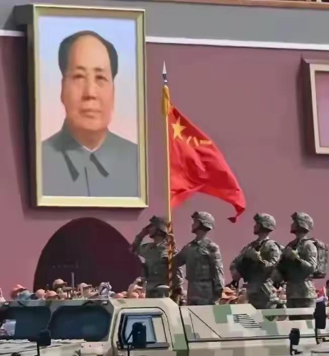 毛泽东七大历史定位震撼出炉！这位湖南韶山冲走出的革命巨匠被赋予前所未有的崇高评