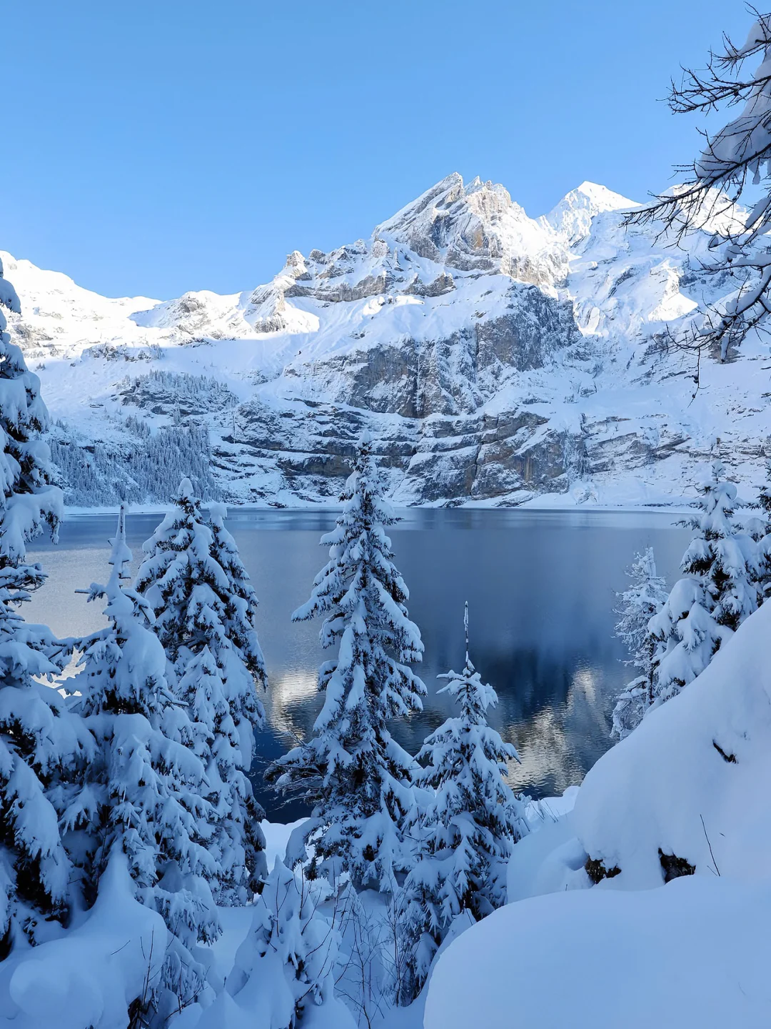 ❄️冬天瑞士Oeschinensee才是人类徒步天花板