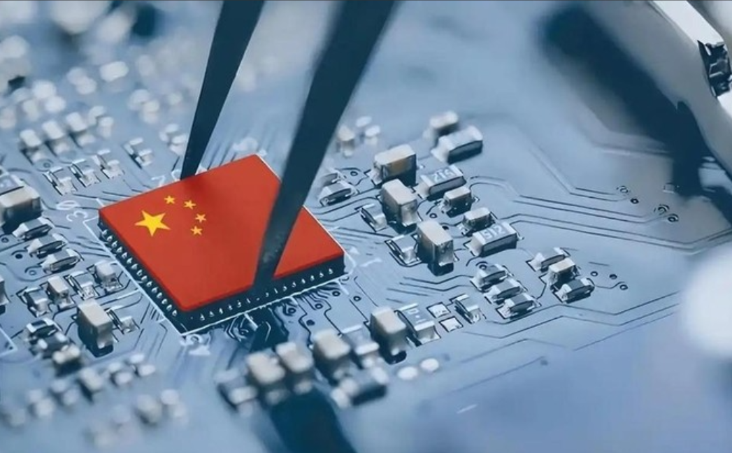 美国芯片封锁四年反被中国‘太极’破局：1.4万亿豪赌让全球巨头集体倒戈！