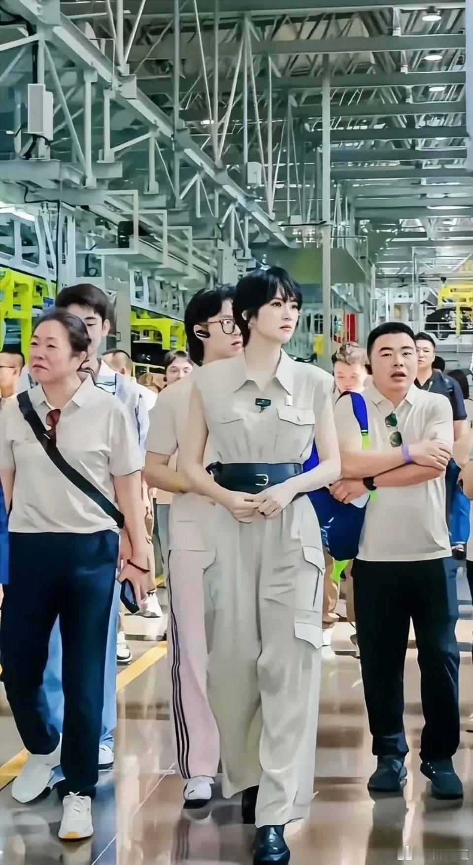 姚安娜上综艺，我没有惊讶，姚安娜去演戏，我也能理解，万万没想到的是，当初要勇闯娱
