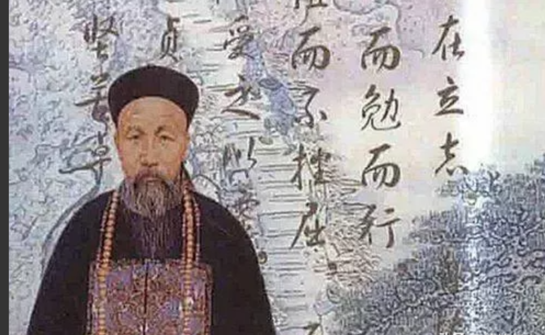 1852年，母亲去世，二品侍郎曾国藩回家奔丧。从湘乡县城到老家荷叶塘，五十里路，