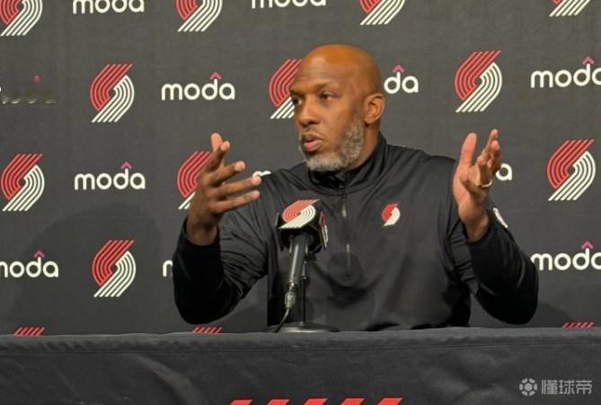 NBA大地震了！没想到比卢普斯居然是这样一个人？他竟然非法赌博，参与操纵扑克游戏