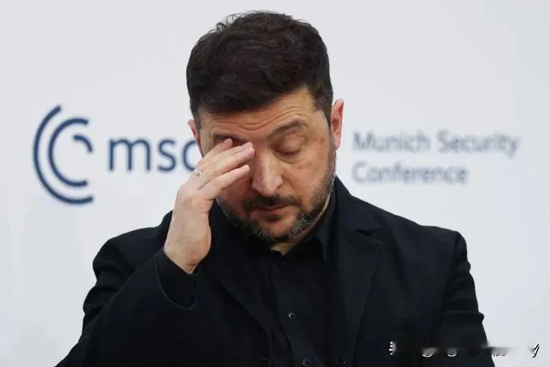 泽连斯基真不是省油的灯！2月17日他接受美媒Axios独家专访时说，如果俄乌和平