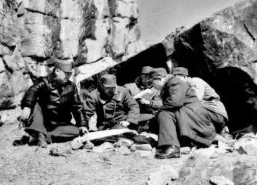 为什么说指挥大兵团作战根本不是普通人能干的活？很多人以为指挥大兵团作战就是上去喊