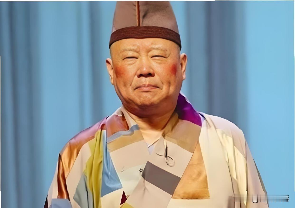郭德纲咋了？哎呀妈呀！我算不上郭德纲粉丝，但也挺喜欢他作品，没少给我带来快乐，