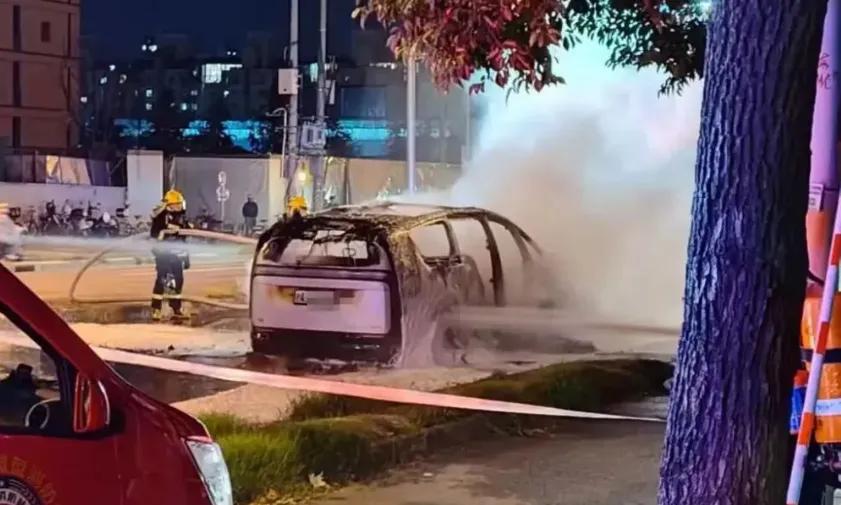 10月23日,一辆理想MEGA行驶中突发爆燃,事情已经过去一周了,无论是官方和消