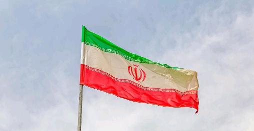 哈梅内伊死亡的内情曝光了！3月3日，四名伊朗官员透露称，尽管有大量迹象表明美国人