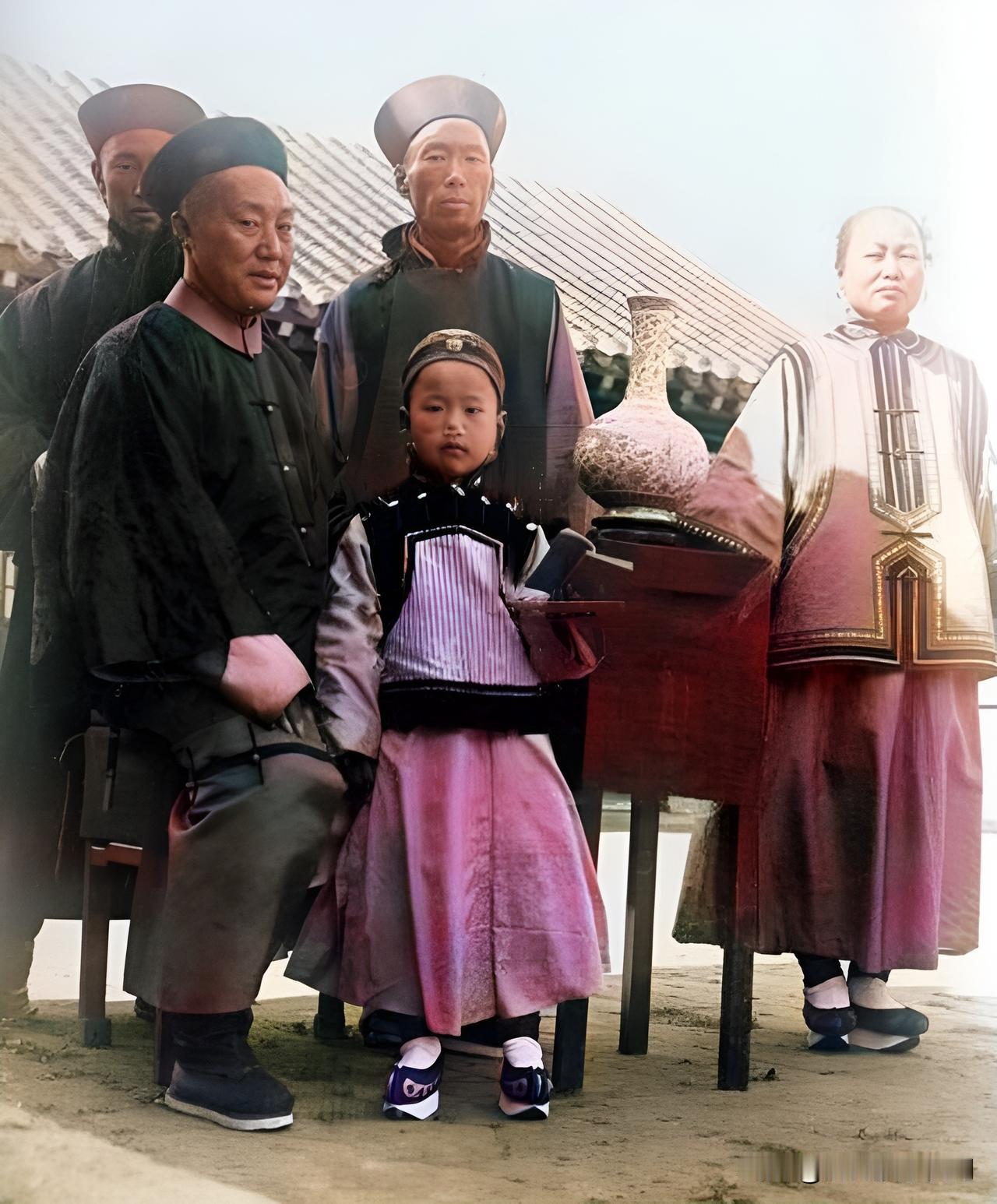 1861年，九月，太平军二次攻打杭州，十一月二十八攻克杭州城。战斗中，大清