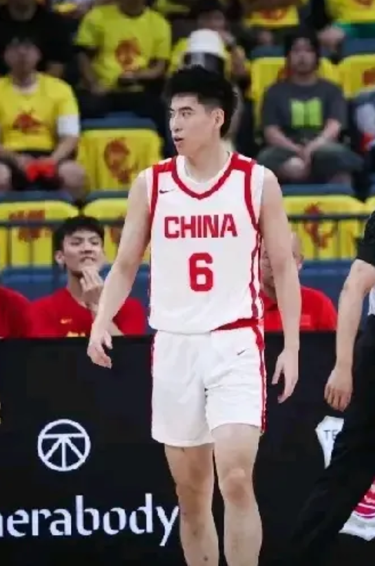 中国男篮成功晋级八强。最大功臣程帅澎！太帅了！刚刚结束的中国男篮vs约旦