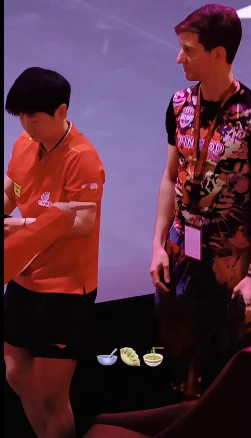 最大的粉头子，明天混双看亚当怎么表演[捂脸哭]他怎么能进去？还靠那么近？亚当，