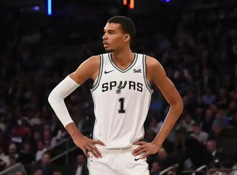 当今，谁才是真正的NBA联盟第一人呢，我的答案是文班亚马，本赛季NBA常规赛的前