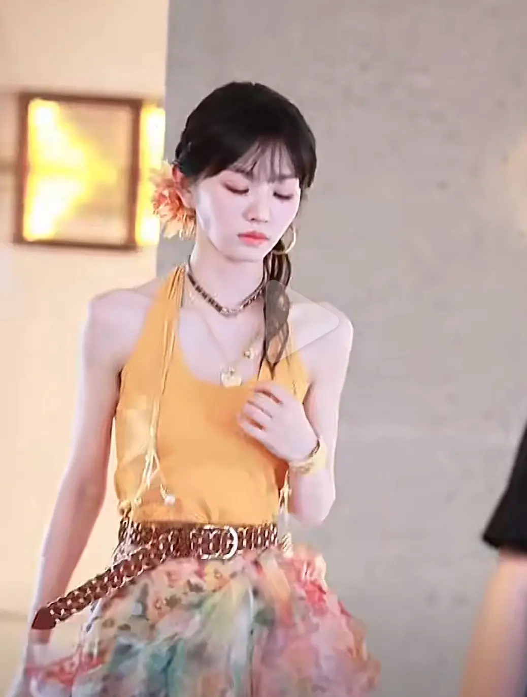女明星这样子真的算自律吗？和逐玉时期真的相差太多了吧，现在怎么有点像ed了…